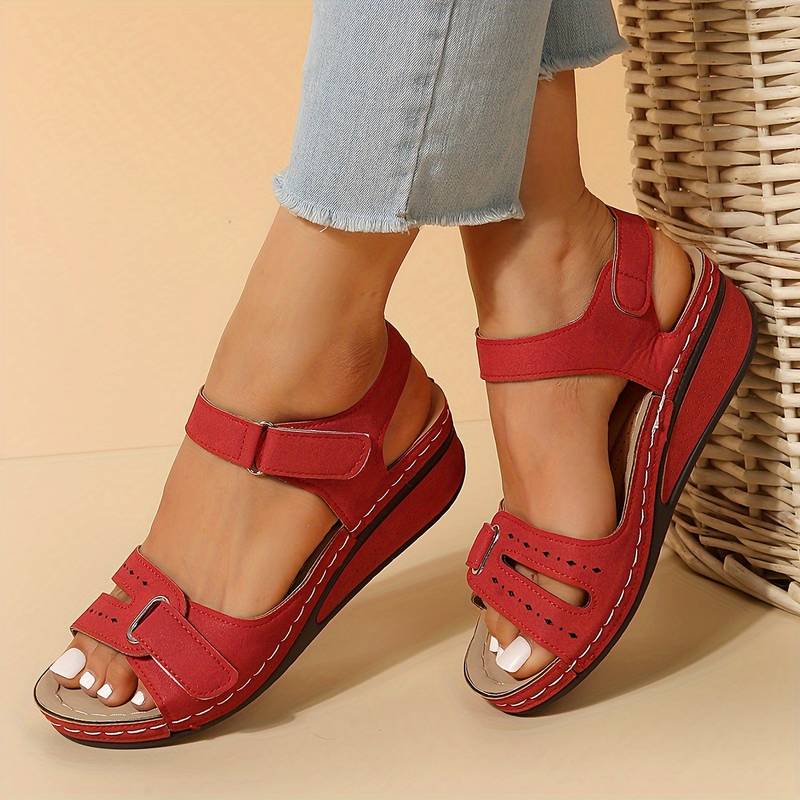 Chic Comfort Sandals - Bella