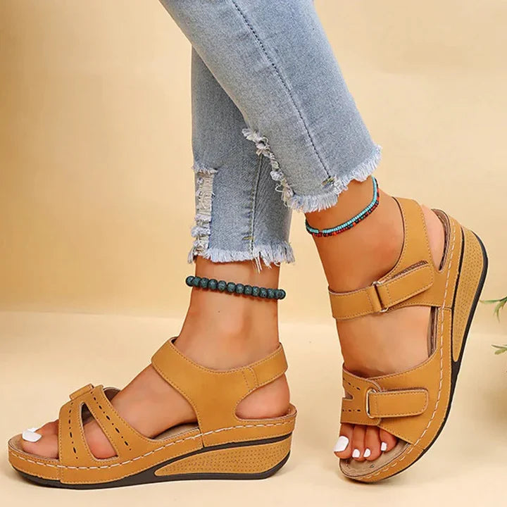 Chic Comfort Sandals - Bella